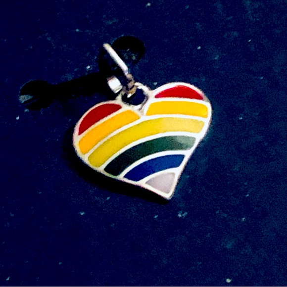 Pride heart rainbow pendant sterling silver NEW! - Picture 1 of 3